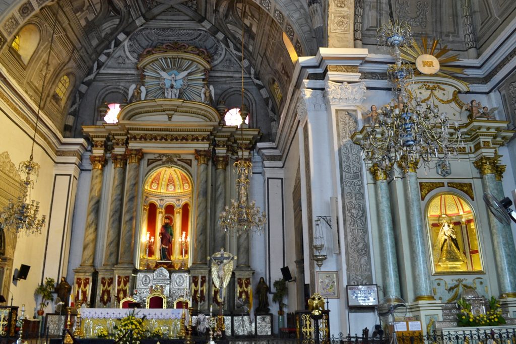 Inside San Agustin Church