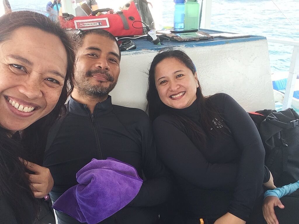 diving with scuba de oro and DOT 10 RD Mae